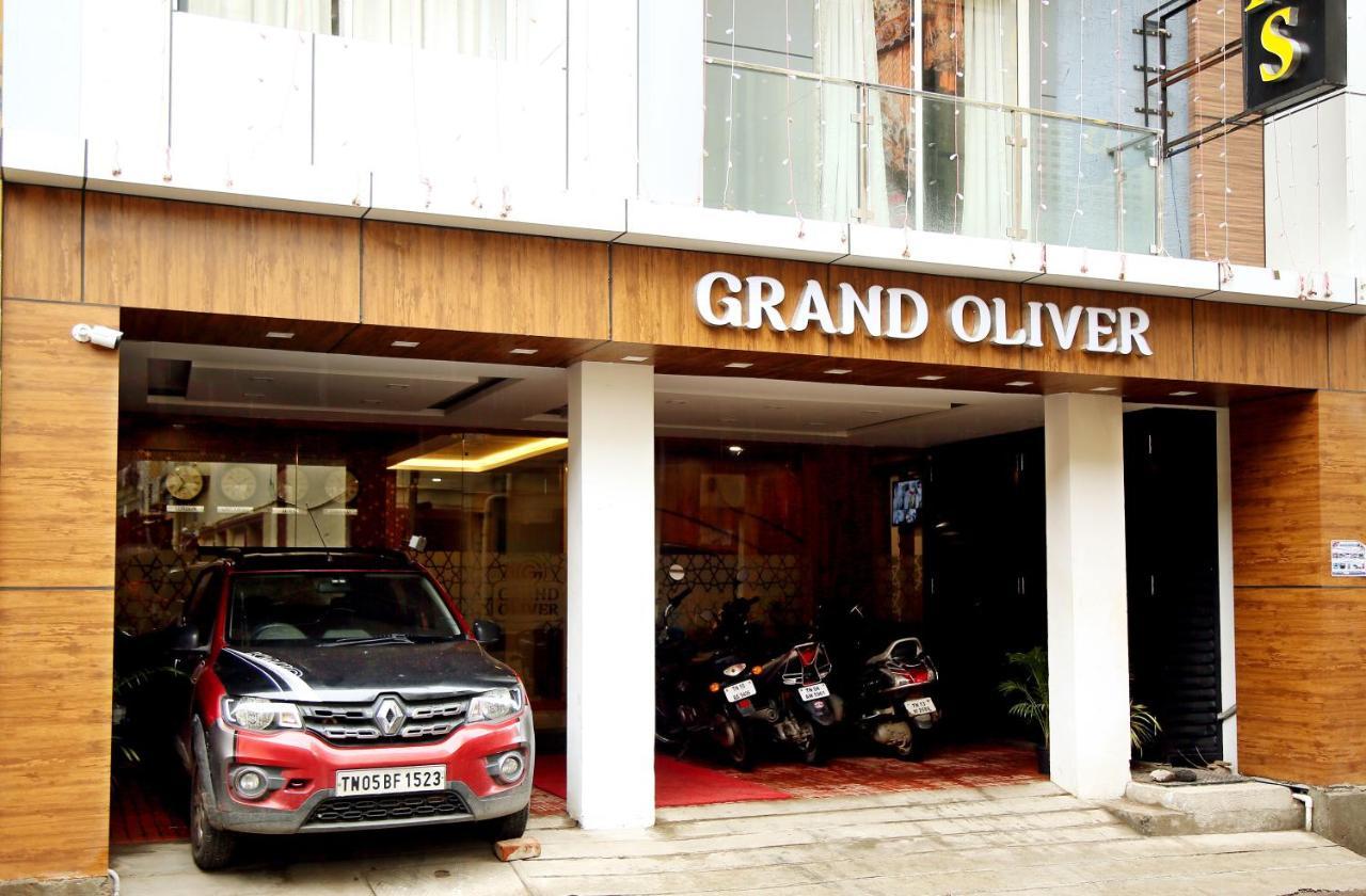 Grand Oliver Ченнаи Экстерьер фото